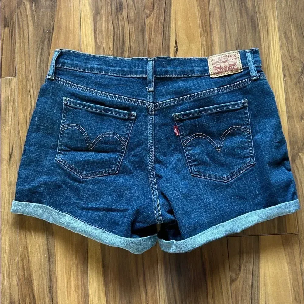 Levis preowned excellent